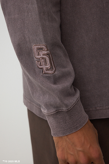 【MLB】AZUL ピグメントダイ 長袖TEE 詳細画像