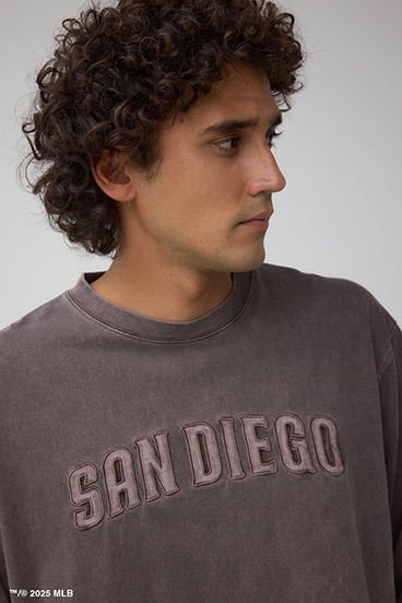 【MLB】AZUL ピグメントダイ 長袖TEE