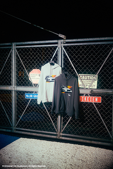 【Back to the Future｜AZUL】カラーフロッキーフーディー 詳細画像