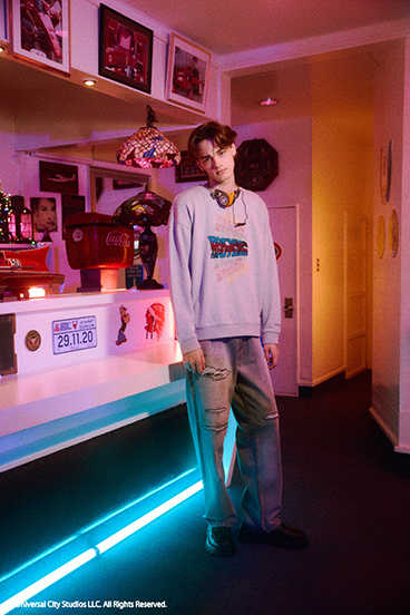 【Back to the Future｜AZUL】カラーフロッキープルオーバー 詳細画像