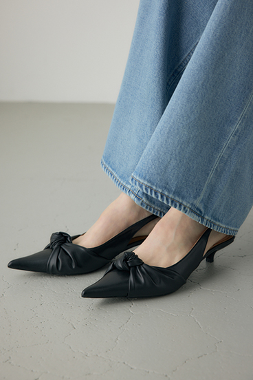 【crie conforto】ビッグリボンバックストラップパンプス 詳細画像