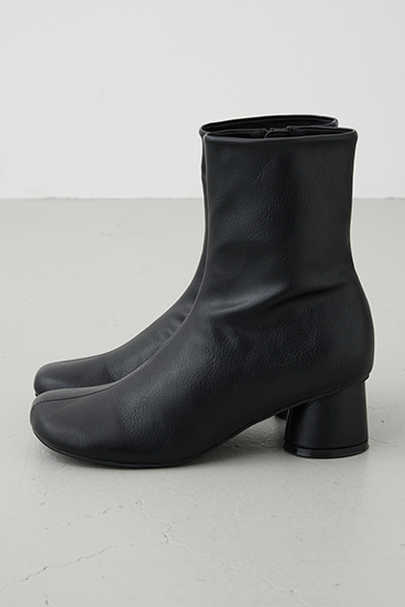 【crie conforto】ラウンドトゥストレッチブーツ 詳細画像