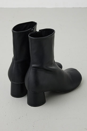 【crie conforto】ラウンドトゥストレッチブーツ 詳細画像