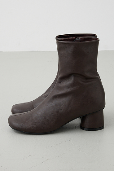 【crie conforto】ラウンドトゥストレッチブーツ 詳細画像