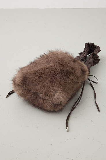 【crie conforto】フリルショルダー付エコファー巾着バッグ 詳細画像