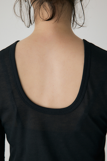 【crie conforto】バックオープンヘンリーネックTシャツ 詳細画像