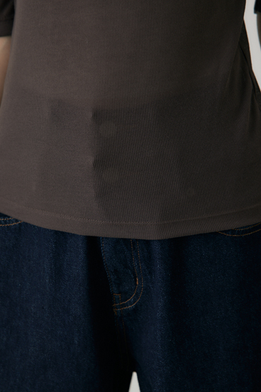 【crie conforto】バックオープンヘンリーネックTシャツ 詳細画像