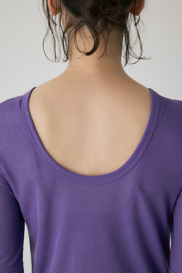 【crie conforto】バックオープンヘンリーネックTシャツ 詳細画像