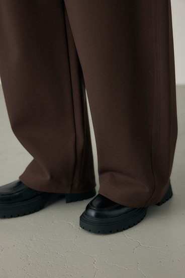 【crie conforto】オーバルスウェットパンツ 詳細画像