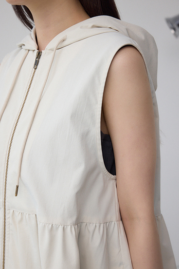 C/T撥水フード付ジップベスト 詳細画像