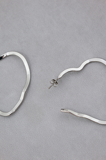 ニュアンスシェイプビッグフープピアス 詳細画像