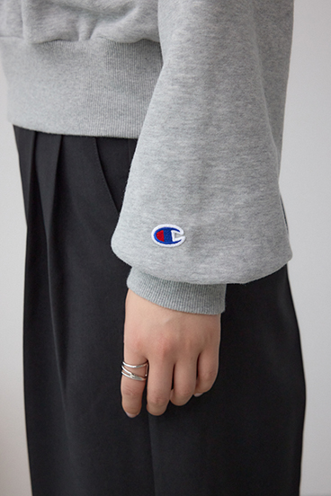 Champion CREW NECK SWEATSHIRT 詳細画像