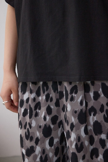 ラッフルスリーブロゴTシャツ 詳細画像