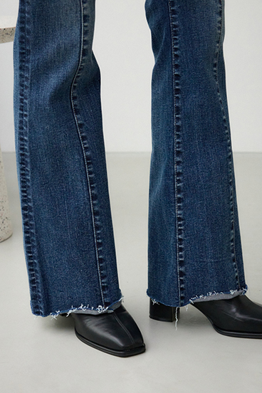 AZUL DENIM ハイウエストボタンフレアデニム 詳細画像