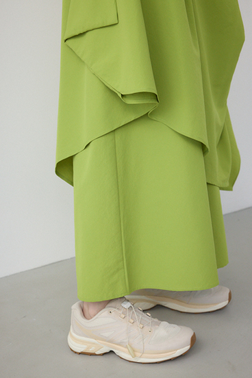 【PLUS】ギャザーフレアドレープパンツ 詳細画像