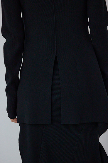 【PLUS】アシンメトリーレイヤードニットワンピース 詳細画像