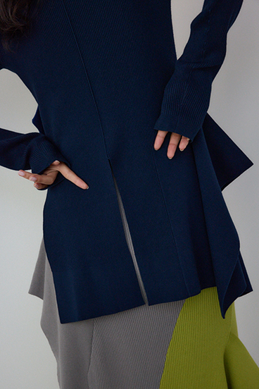 【PLUS】アシンメトリーレイヤードニットワンピース 詳細画像