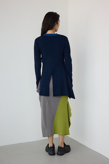 【PLUS】アシンメトリーレイヤードニットワンピース 詳細画像