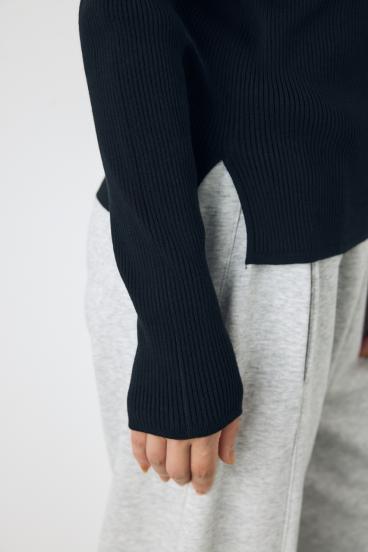 【AW先行アイテム】スクエアネックリブニット 詳細画像