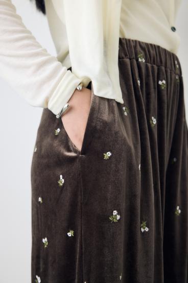 ベロア刺繍ワイドパンツ 詳細画像