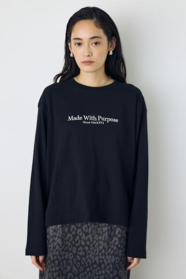 センターロゴロングスリーブトップス