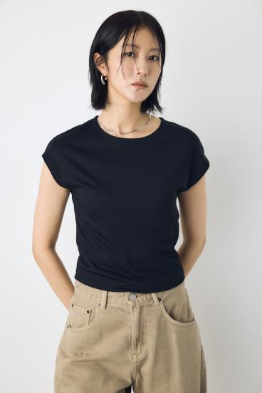 クロップドTEE