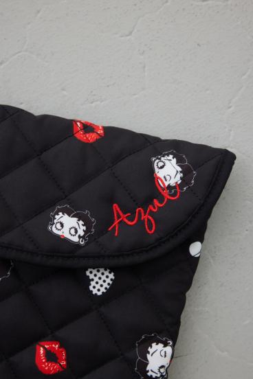 【Betty Boop&trade;&times;AZUL】キルティングマルチケース 詳細画像