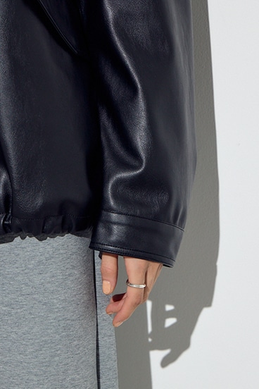 フェイクレザーミドルブルゾン 詳細画像