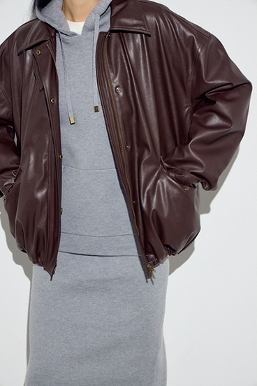 フェイクレザーミドルブルゾン