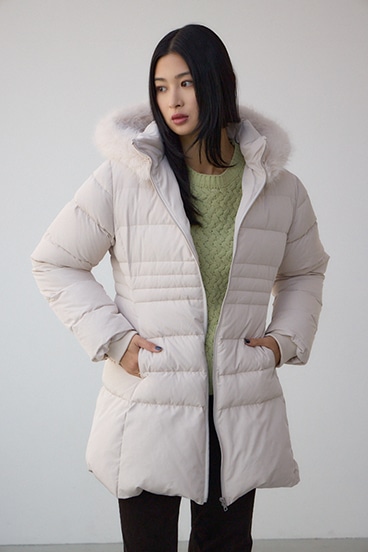 VENUS フードファーベルト付ミドルダウンコート 詳細画像