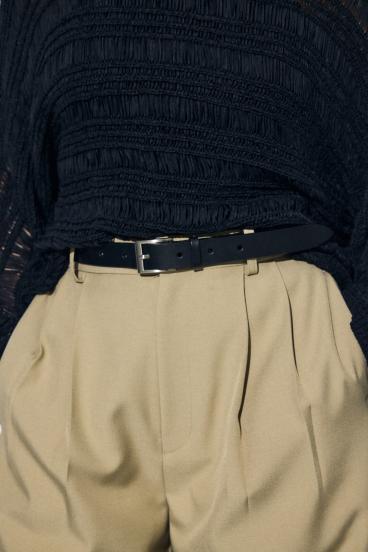 スクエアバックルレザーベルト