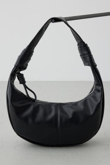 ハーフムーンショルダーバッグ