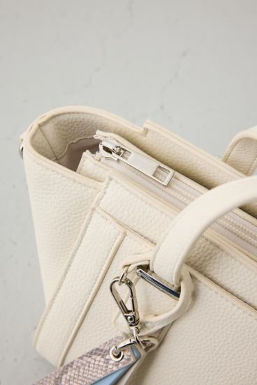 チャームセットトラペイズドバッグ 詳細画像