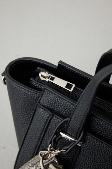 チャームセットトラペイズドバッグ 詳細画像