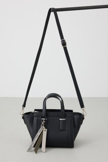 チャームセットトラペイズドバッグ 詳細画像