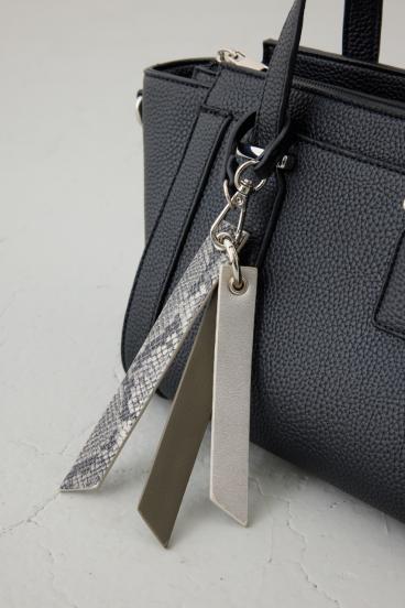 チャームセットトラペイズドバッグ 詳細画像