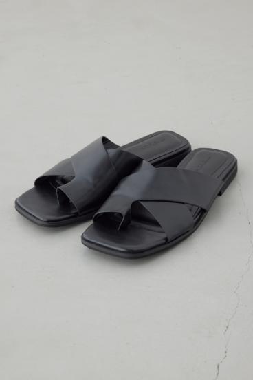 ワイドベルトフラットサンダル