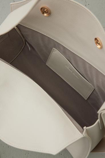 フェイクレザークロスボディバッグ 詳細画像