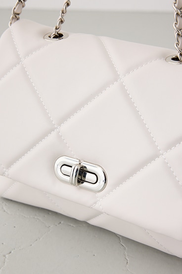 【SS先行アイテム】キルティングデザインフラップバッグ 詳細画像