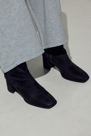 フェイクスエードショートストレッチブーツ