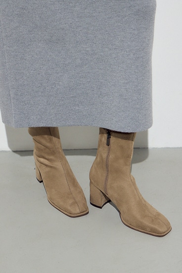 フェイクスエードショートストレッチブーツ