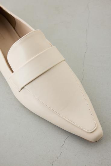 ポインテッドトゥローファー 詳細画像