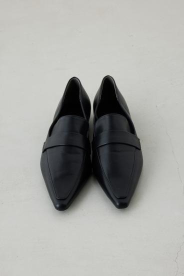 ポインテッドトゥローファー 詳細画像