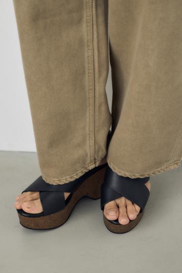 ウェッジソールサンダル