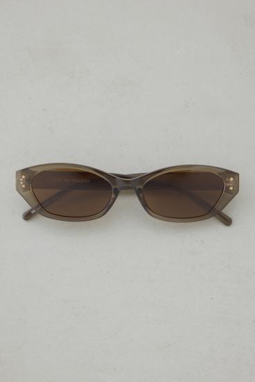 スクエアフレームアイウェア