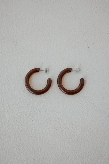 アクリルフープピアス