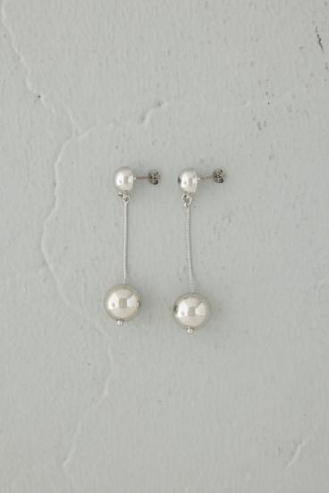 ボールスウィングピアス