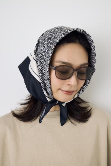 幾何柄スカーフ 詳細画像