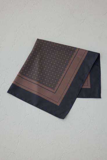 幾何柄スカーフ 詳細画像