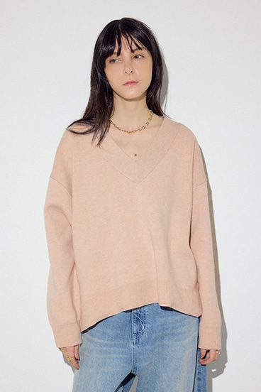 スウェットライクVネックニット